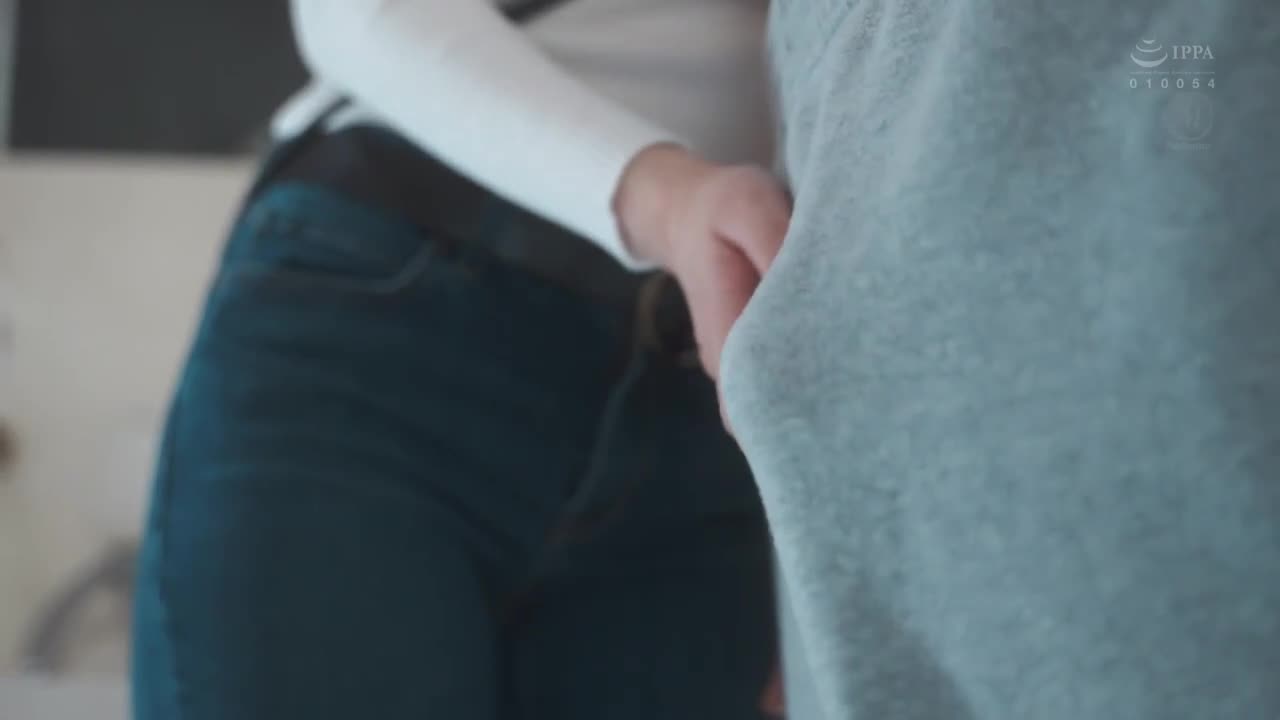 At any time, anywhere, countless times ... My newlywed life was squeezed out of the neighbors, until it collapsed ... Mingli 紬 - AV大平台-Chinese Subtitles, Adult Films, AV, China, Online Streaming
