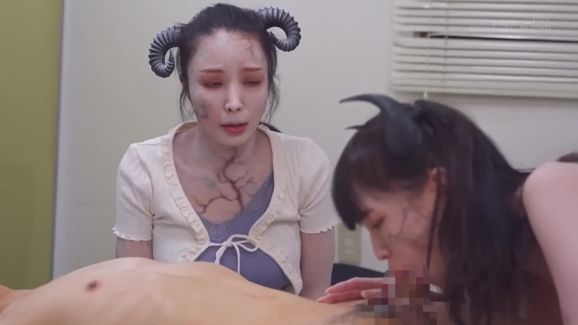 A succubus mother and daughter blending into society: A mother and daughter who seriously face and live with semen addiction - AV大平台-Chinese Subtitles, Adult Films, AV, China, Online Streaming