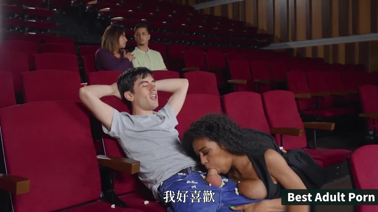 Of course, watching a movie should be accompanied by a big dick package - AV大平台-Chinese Subtitles, Adult Films, AV, China, Online Streaming