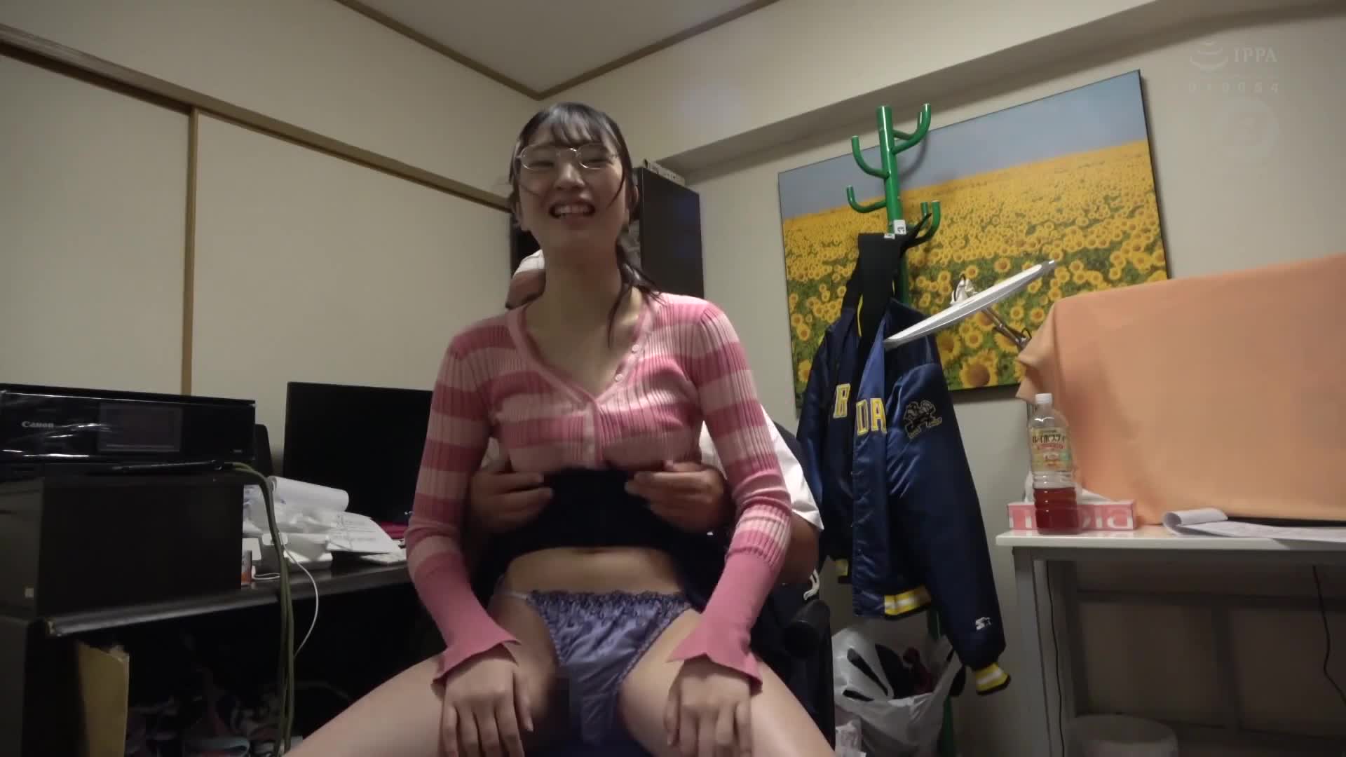 My first black cock! Her sensitive body can&#039;t hold back, and she climaxes many times! Massive creampie! &quot;It&#039;s so big...it&#039;s going to break...&quot; BLACK COCK! Nagano Suzu - AV大平台-Chinese Subtitles, Adult Films, AV, China, Online Streaming