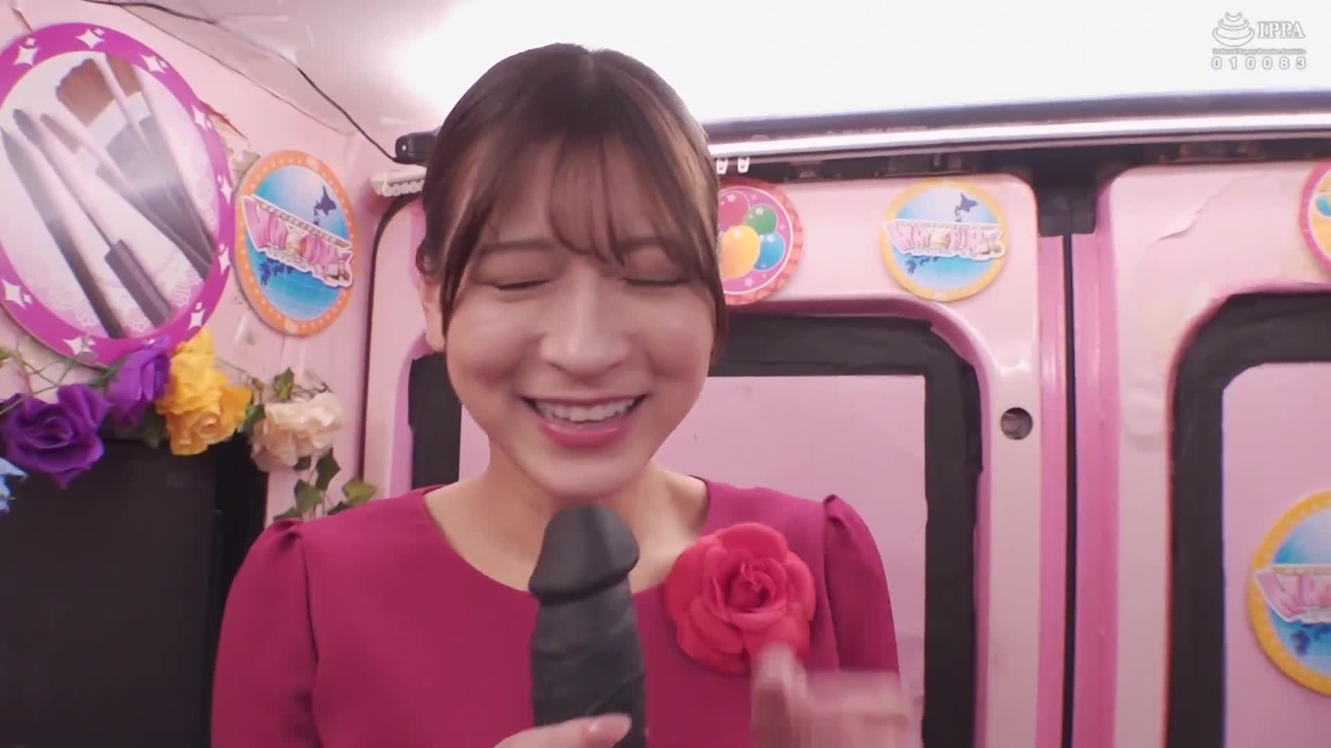 一般男女監控AV×魔術鏡便合作企劃 一流百貨公司的接待小姐接客特訓！在應對客人時大量口內射精讓她無法說話，精液滿溢！在火熱的接待過程中，將巨大陽具插入接待小姐的陰道，讓她滿身精液的性愛！所有人都內射特別… - AV大平台 - 中文字幕，成人影片，AV，國產，線上看