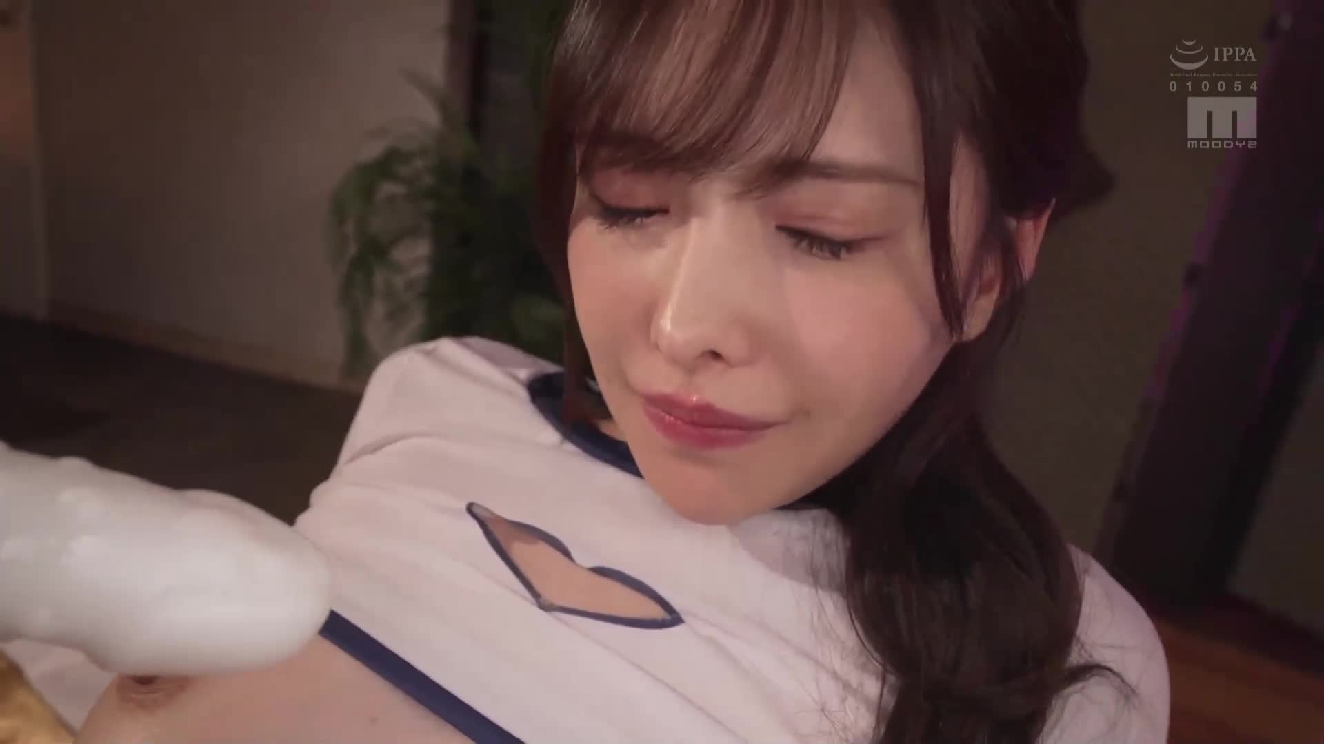 After ordering a delivery service, I met the school beauty in the class again. In order to regain my youth, I chose the uniform ALL option, including sailor suits, swimsuits, sweatpants, nude belts, etc., and kept thrusting through youth revenge, becoming an adult&#039;s purchase of creampie! Arina Shin - AV大平台-Chinese Subtitles, Adult Films, AV, China, Online Streaming