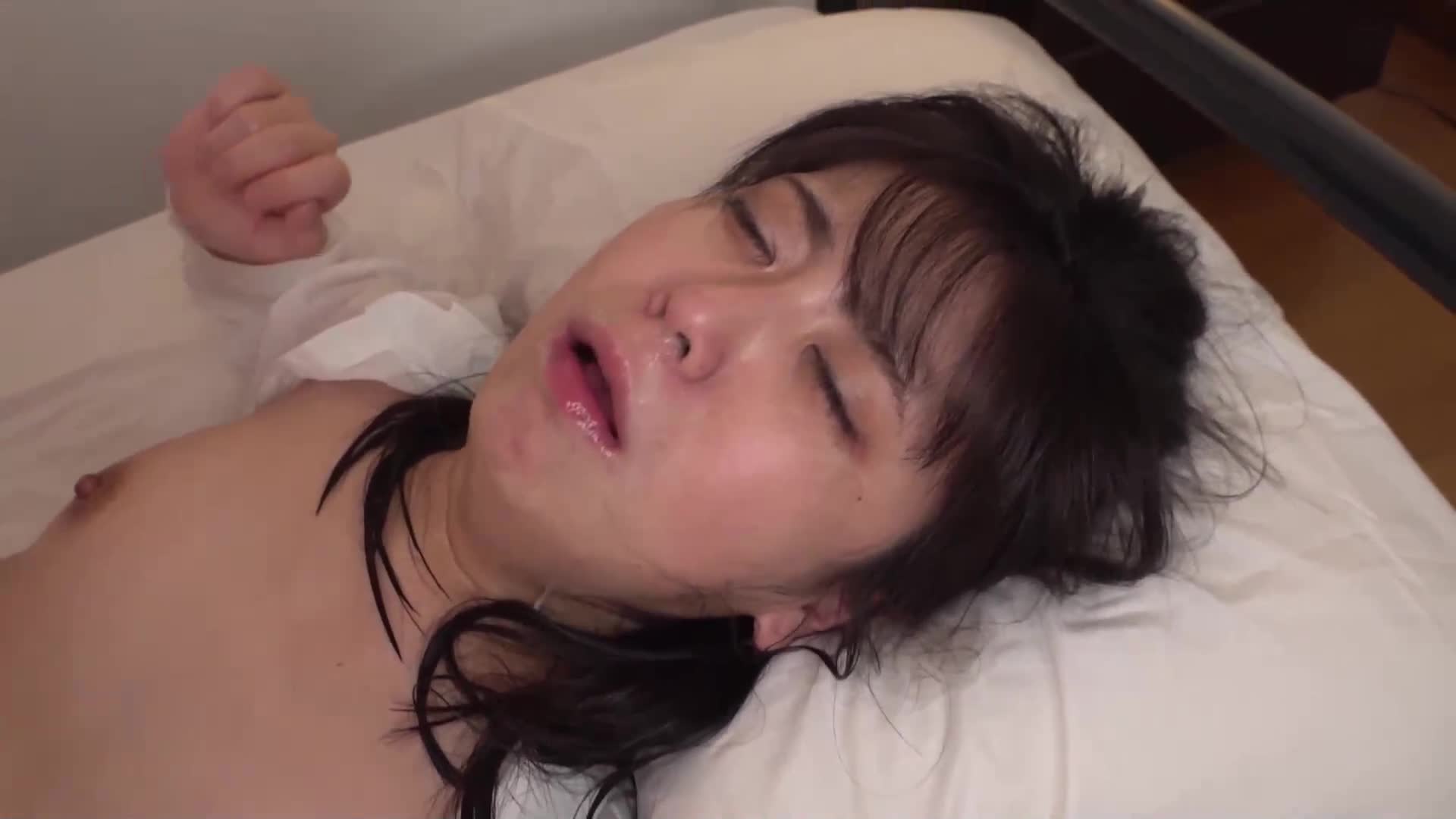 Four women who are smashing deep throated deep throating thought they were going to die. - AV大平台-Chinese Subtitles, Adult Films, AV, China, Online Streaming