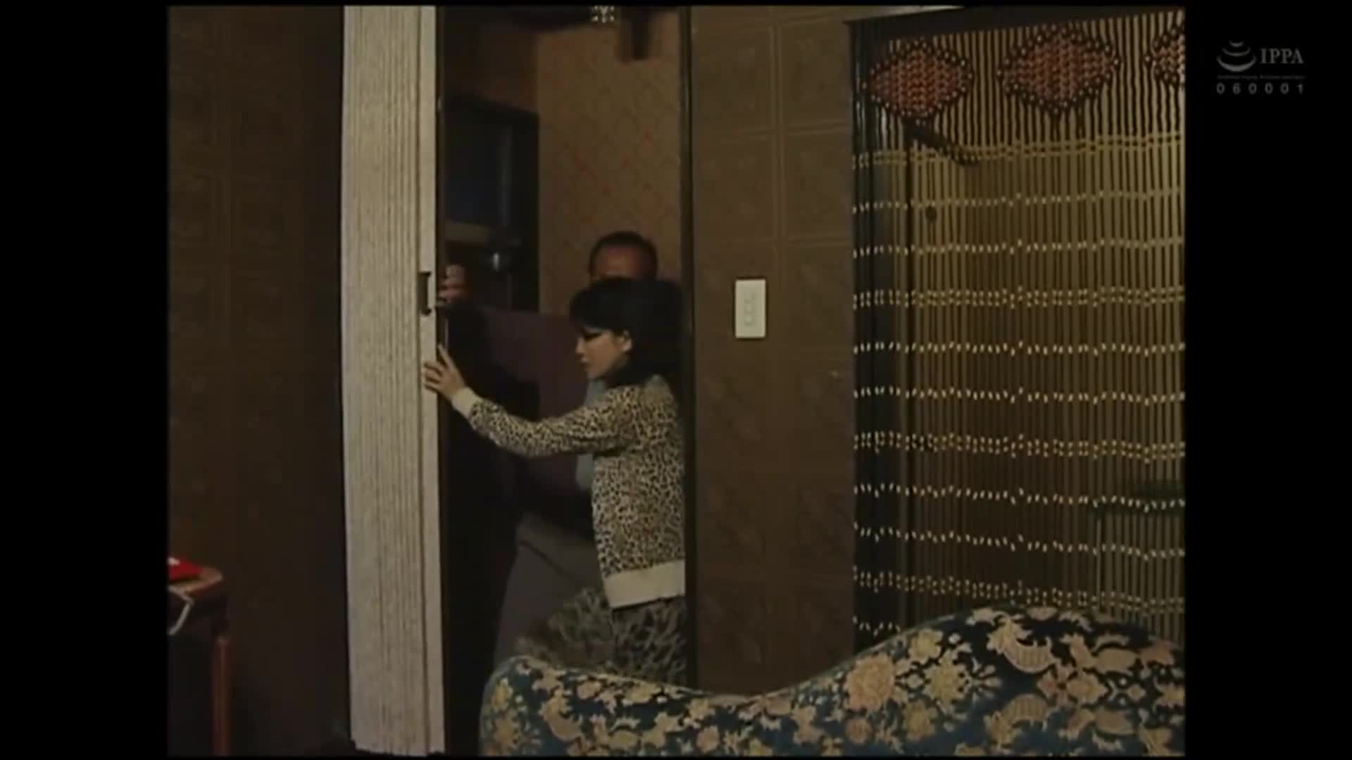 人妻乱发 被突袭后乱了起来 啊～要来了 - AV大平台-中文字幕,成人影片,AV,国产,线上看