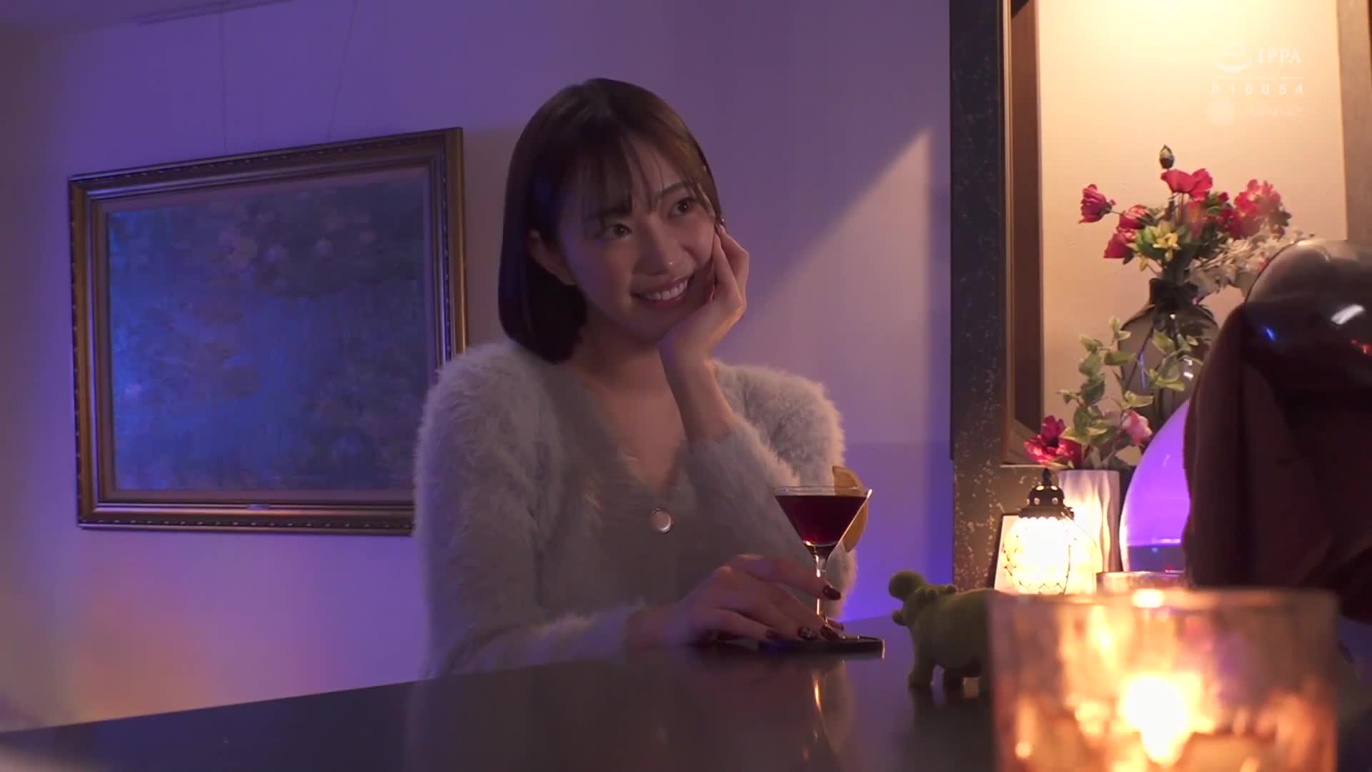 In a bar in Ginza, a beautiful woman wearing black stockings shows off her beautiful legs, tempting men to pick up on her in reverse. She makes men ejaculate multiple times with steaming foot massage and crab kicks, showing her genius-level sex skills. Akane Mitani - AV大平台-Chinese Subtitles, Adult Films, AV, China, Online Streaming