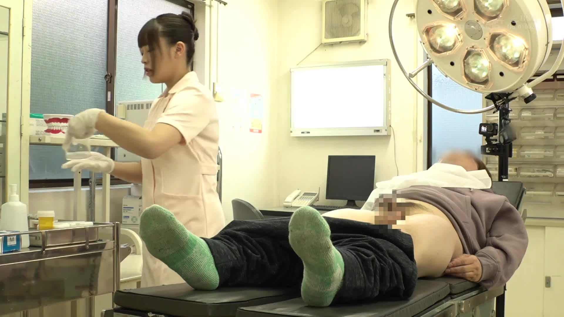 Ejaculation medical care through oral sex, handjob, and sexual intercourse, is performed by nurses from all 10 departments. 190 minutes of super realistic work with 100 cameras - AV大平台-Chinese Subtitles, Adult Films, AV, China, Online Streaming