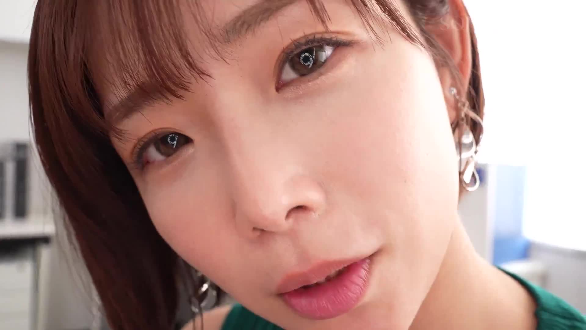 [Completely subjective x specializing in the face] The pleasure of being cuckolded at zero close distance. An unconventional slut&#039;s whispering little devil seduction, reverse NTR, has to be a dick bug! ! Sakura Mana - AV大平台-Chinese Subtitles, Adult Films, AV, China, Online Streaming