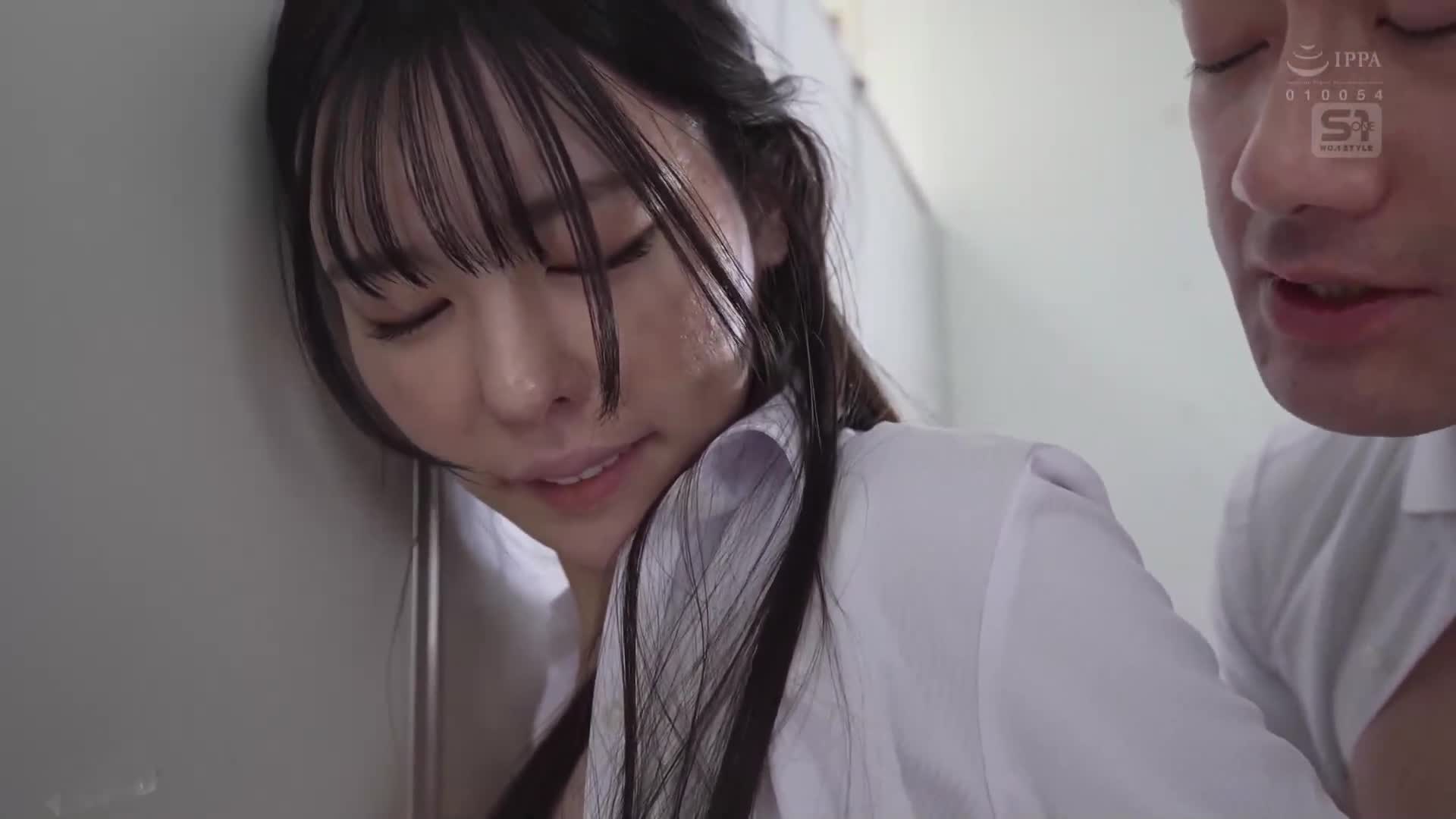 &quot;I can&#039;t work, so take care of my sexual desire!&quot; While working as a timid and socially awkward new subordinate, he is brainwashed and educational raped in the company, trains, toilets, and everywhere, Kuroshima Rei - AV大平台-Chinese Subtitles, Adult Films, AV, China, Online Streaming