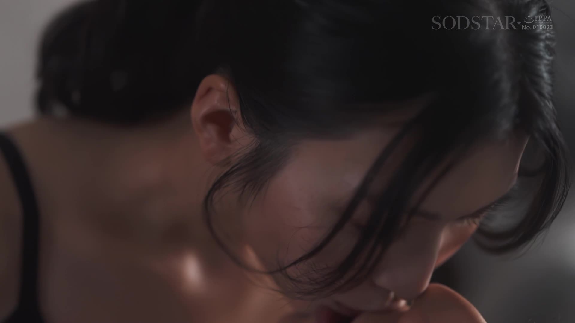 A careful life with Suzu, who has just started dating, and sometimes slow, sometimes passionately and at the mercy of her passionate, powerful girlfriend Honjo Suzu - AV大平台-Chinese Subtitles, Adult Films, AV, China, Online Streaming