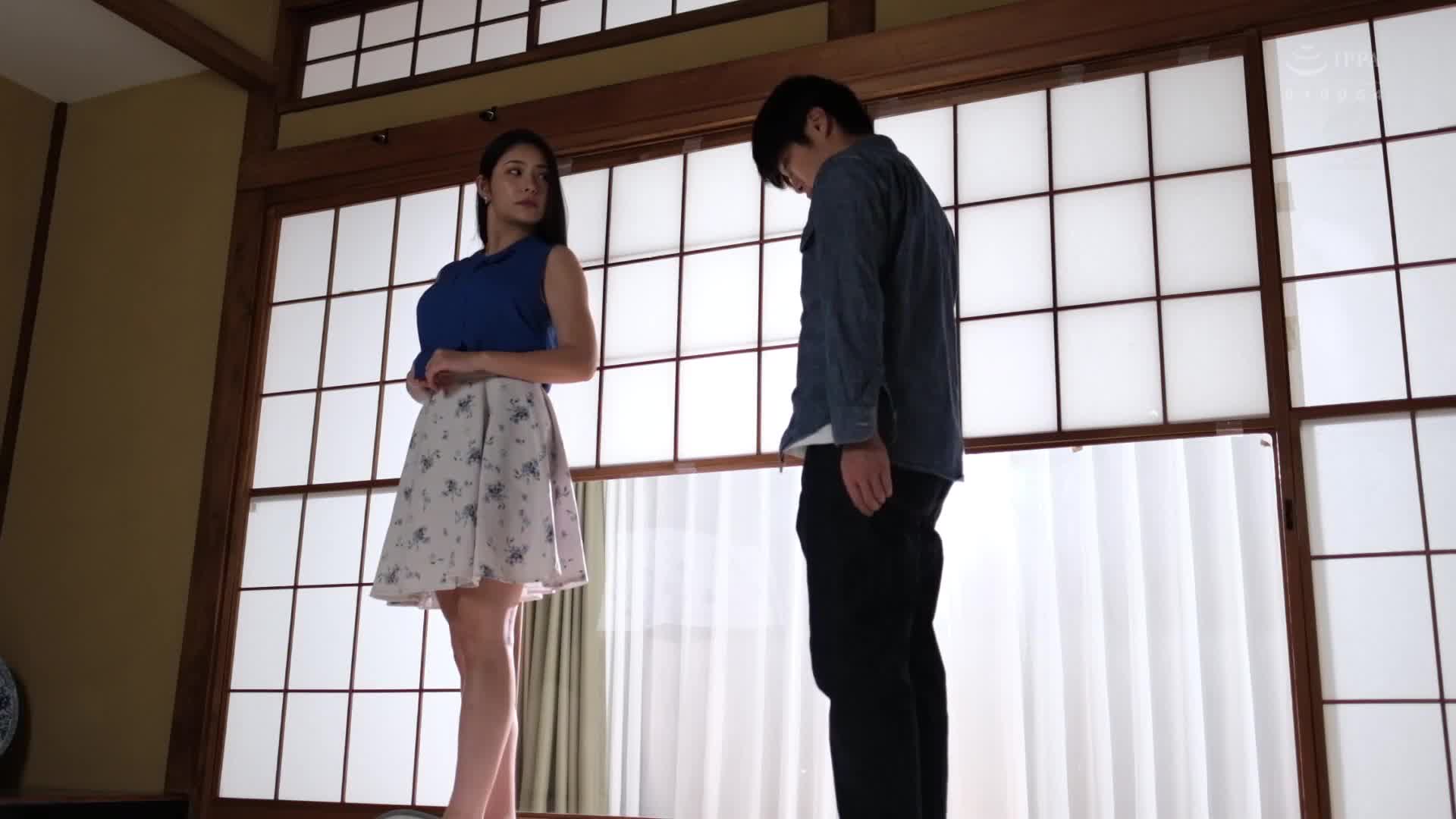 The overwhelming hip movements of the married woman sweating, and I never moved my hips inside her without moving her. Meguri - AV大平台-Chinese Subtitles, Adult Films, AV, China, Online Streaming