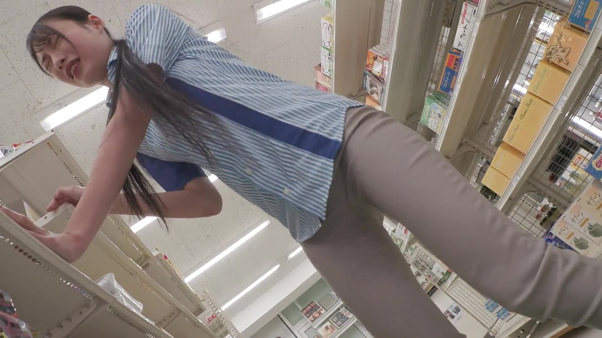 被讨厌的店长掌握弱点，权力压迫暴走活塞导致失禁喷溅坠落。被圣水冲击溅湿的深夜便利店打工。月野江翠 - AV大平台-中文字幕,成人影片,AV,国产,线上看