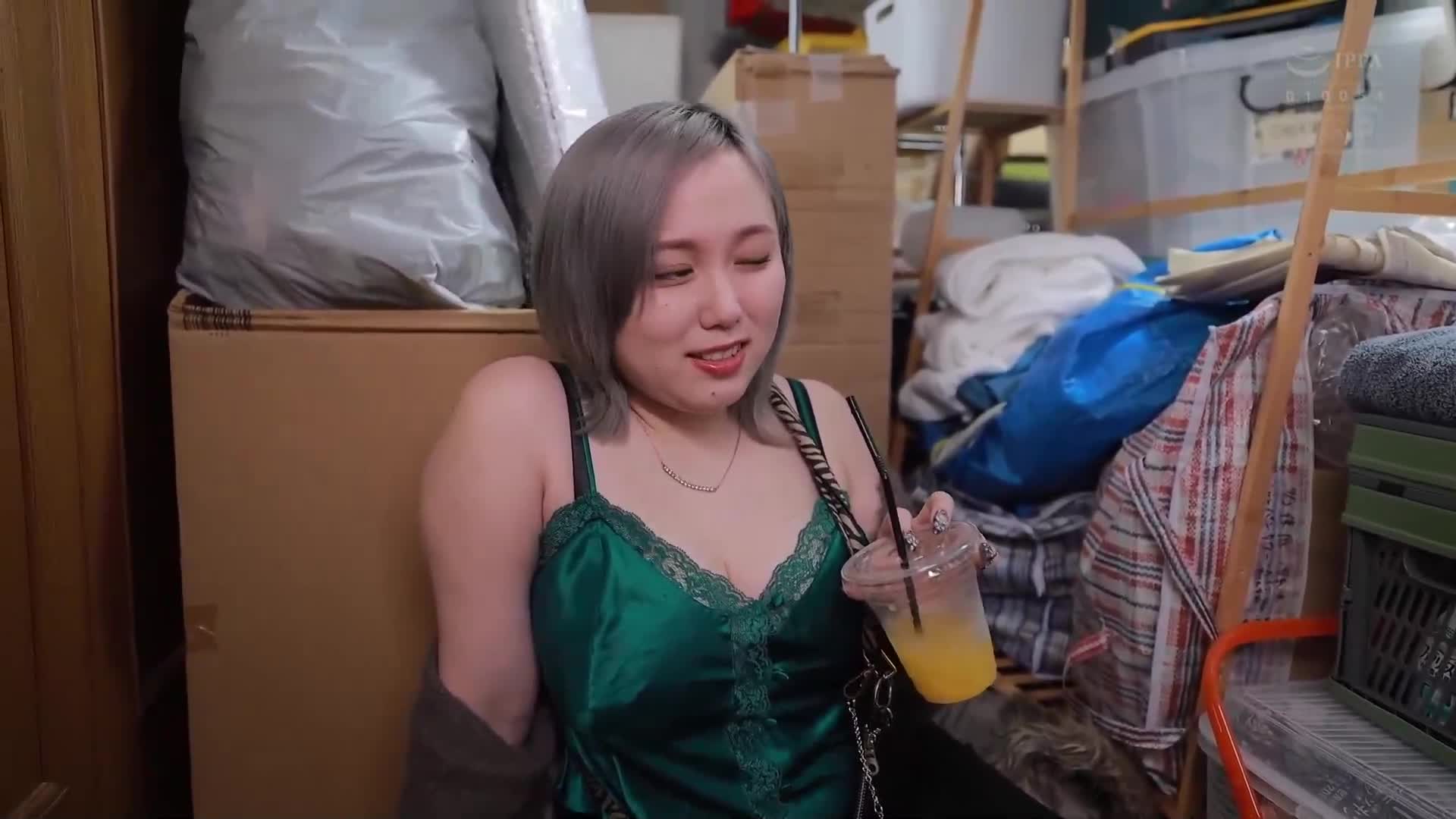 A busty wife: A busty aphrodisiac dealer living in Toyo〇 Ward, gets fucked hard with her husband and friends before being imprisoned in a female prison - AV大平台-Chinese Subtitles, Adult Films, AV, China, Online Streaming