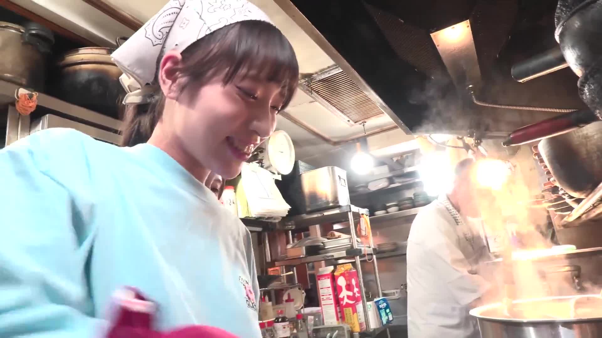爆紅的中華美人姐妹在城市中大放異彩展現日常生活和性愛！ - AV大平台 - 中文字幕，成人影片，AV，國產，線上看