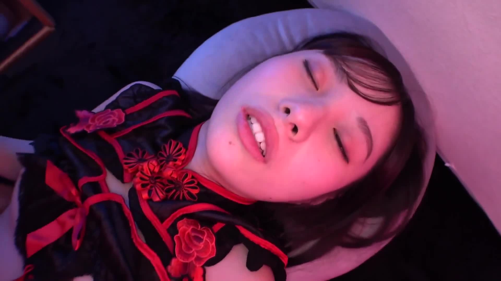 Inspired by cosplay bar regulars? ? First sex video in the changing room! &quot;It&#039;s going to be discovered...but I can&#039;t stop!&quot; She repeatedly convulses and orgasms with tension and extraordinary pleasure, and shows off her beam-level squirting! - AV大平台-Chinese Subtitles, Adult Films, AV, China, Online Streaming