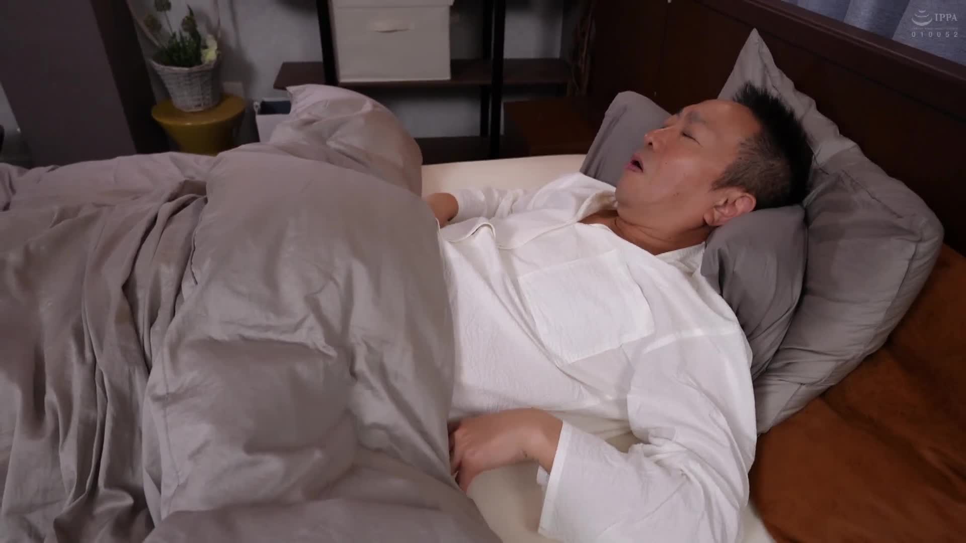 A devil in a white coat who went through so much with his father-in-law and forced him to die in the afterlife. - AV大平台-Chinese Subtitles, Adult Films, AV, China, Online Streaming