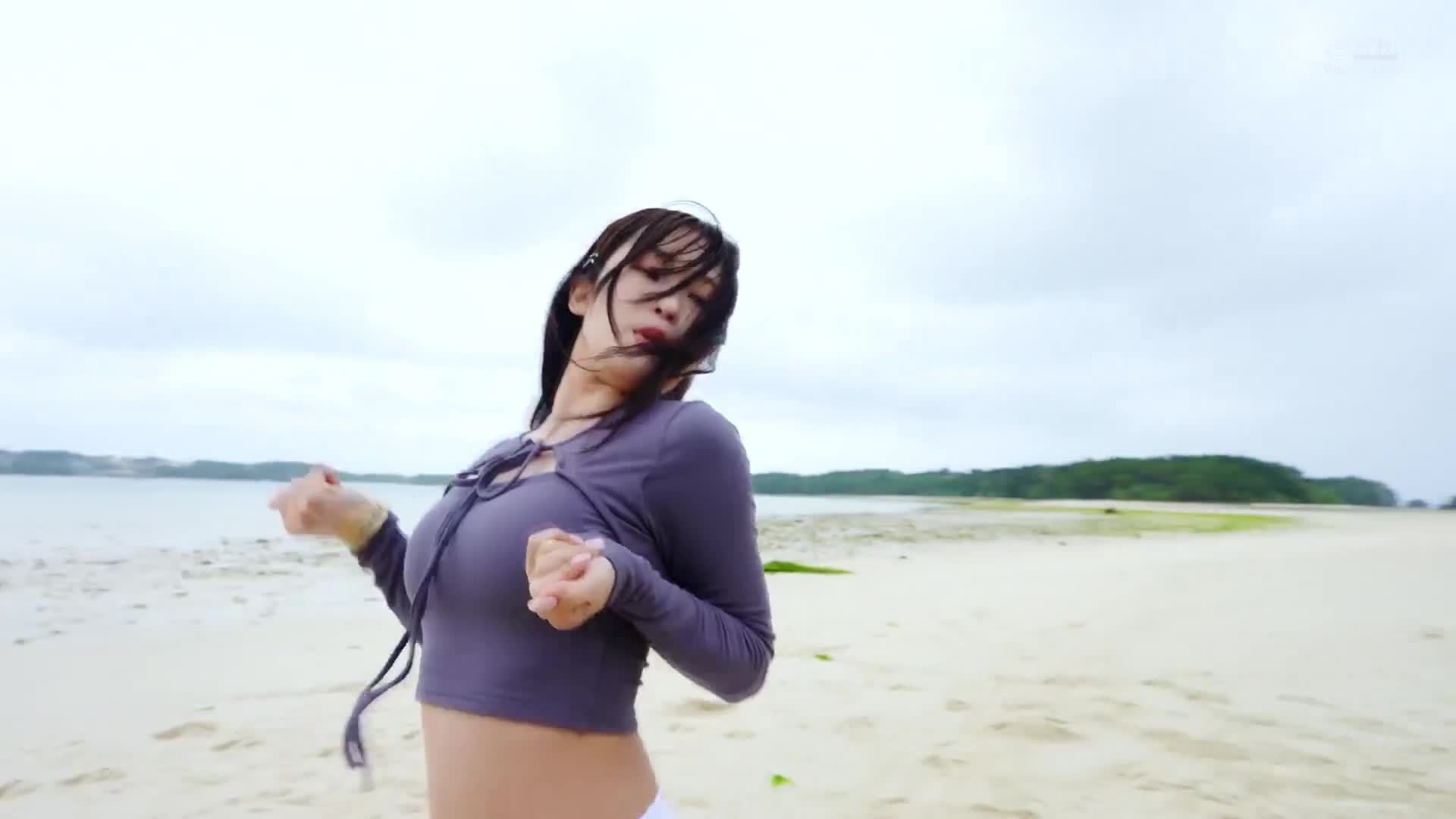A home economics teacher who grew up on a remote island in Okinawa, Shinkawa Sora Arakawa Sora AV DEBUT - AV大平台-Chinese Subtitles, Adult Films, AV, China, Online Streaming