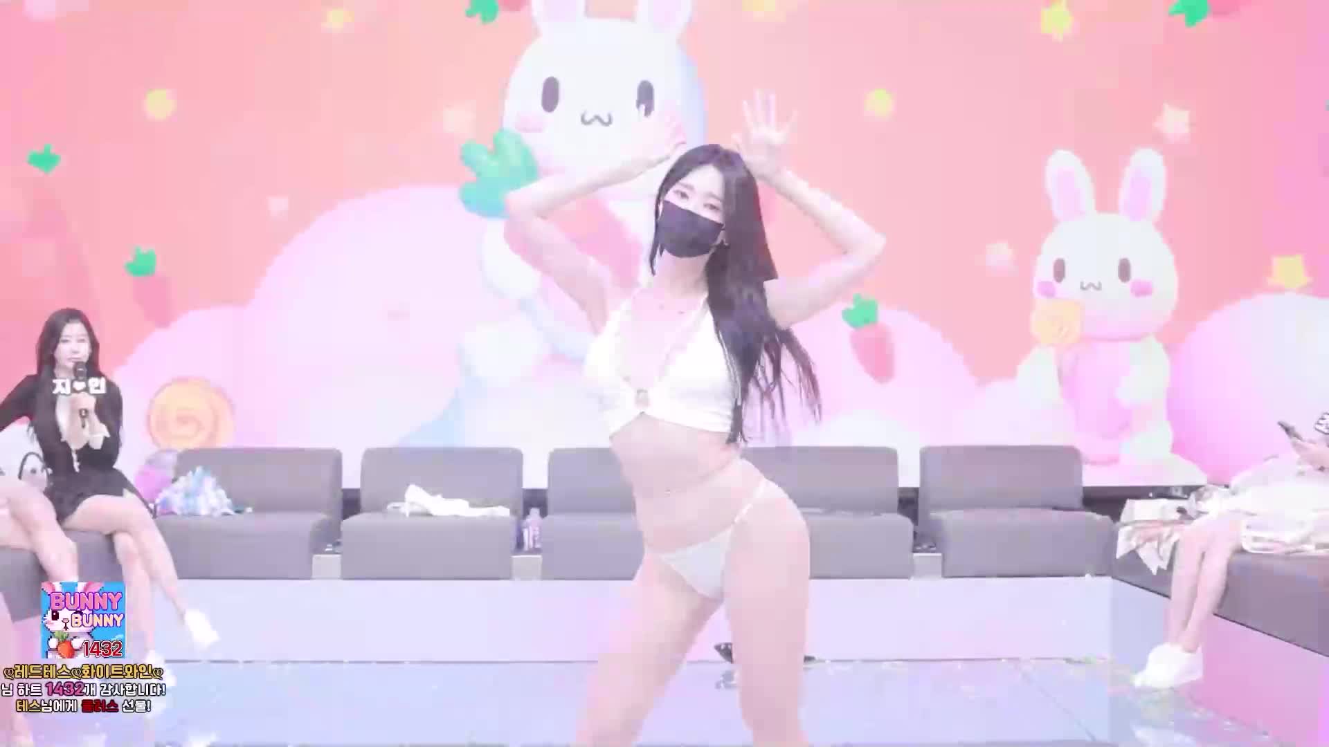 BJ Strippers Dance Naked, Pure Enjoyment Edition - 2 - AV大平台-Chinese Subtitles, Adult Films, AV, China, Online Streaming