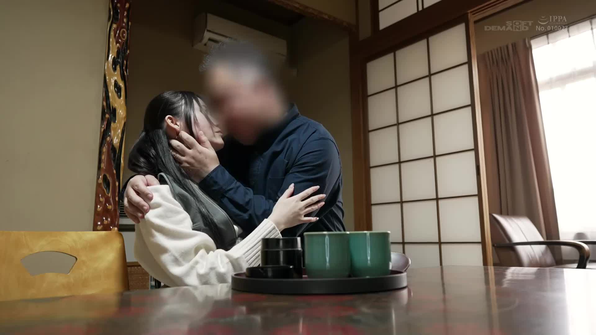 【受不住中年男性的誘惑】肉食害羞女學生JD與絕倫中年男子一夜六次！暗中穿著cosplay的內射溫泉之旅！21歲的由奈【故事發生在高溫泉裡的互賣器官合約】 - AV大平台 - 中文字幕，成人影片，AV，國產，線上看
