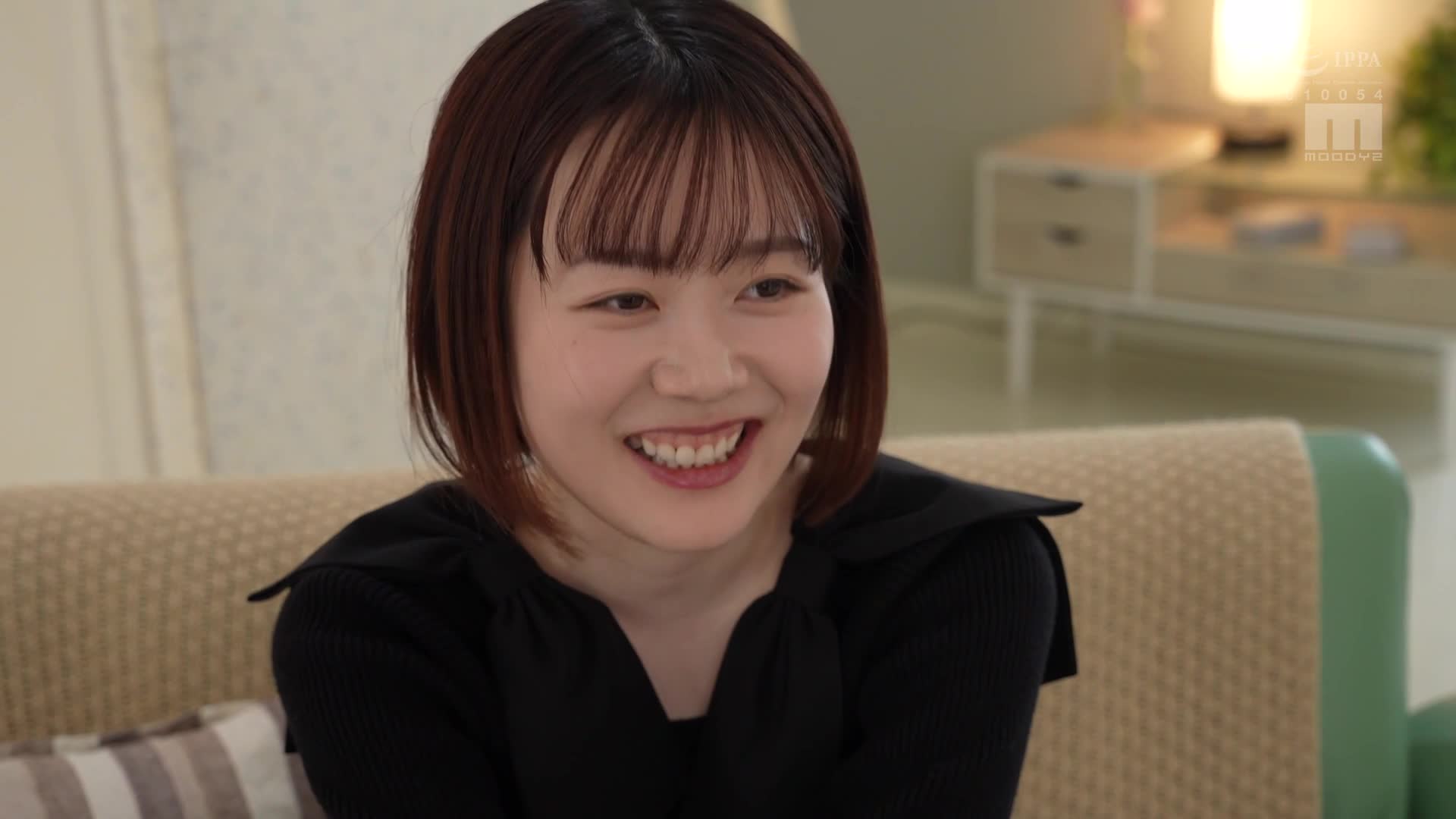 *No script at all! After Mizuto Sakura, who has been abstained for a month, teases her and repeatedly stops her sensitivity to the limit, and afterwards her beast&#039;s orgy, she teases her and increases her sensitivity to the limit. - AV大平台-Chinese Subtitles, Adult Films, AV, China, Online Streaming