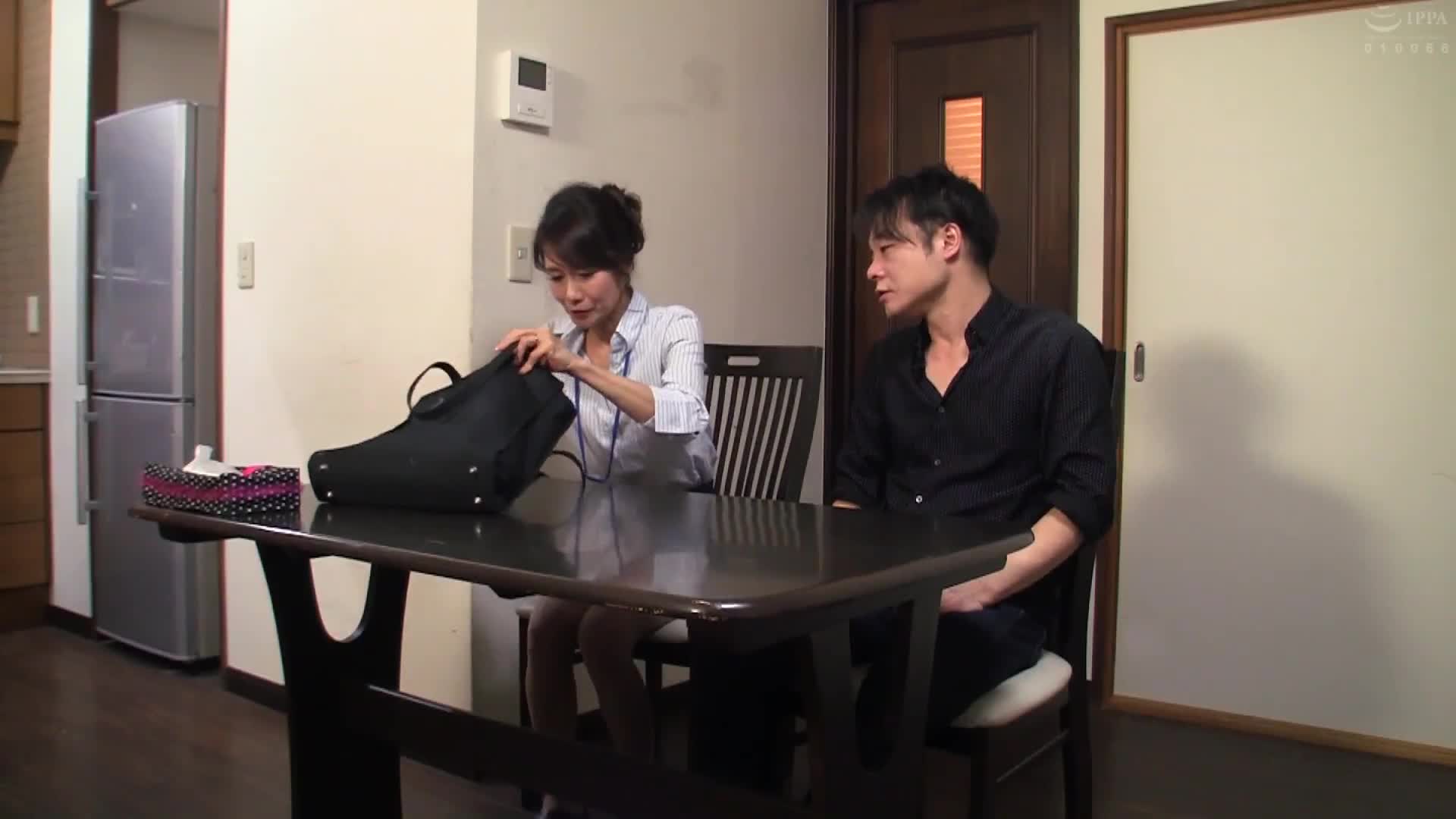 展示勃起的鸡鸡给业务小姐，当我请求她枕头服务时，会有什么样的结局...！ ？ 4小时 - AV大平台-中文字幕,成人影片,AV,国产,线上看