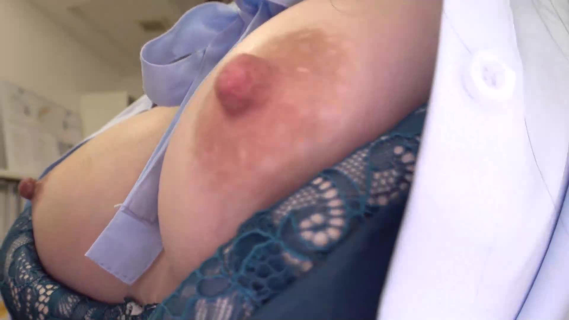 [VIP会员点播]比起她的口交更舒服吧？ &quot;在加班时，在办公室里和美丽的已婚女上司挑逗下无法忍耐的成熟吸吮技术，射精后还是持续被深深吞咽13次。 森日向子 - AV大平台-中文字幕,成人影片,AV,国产,线上看