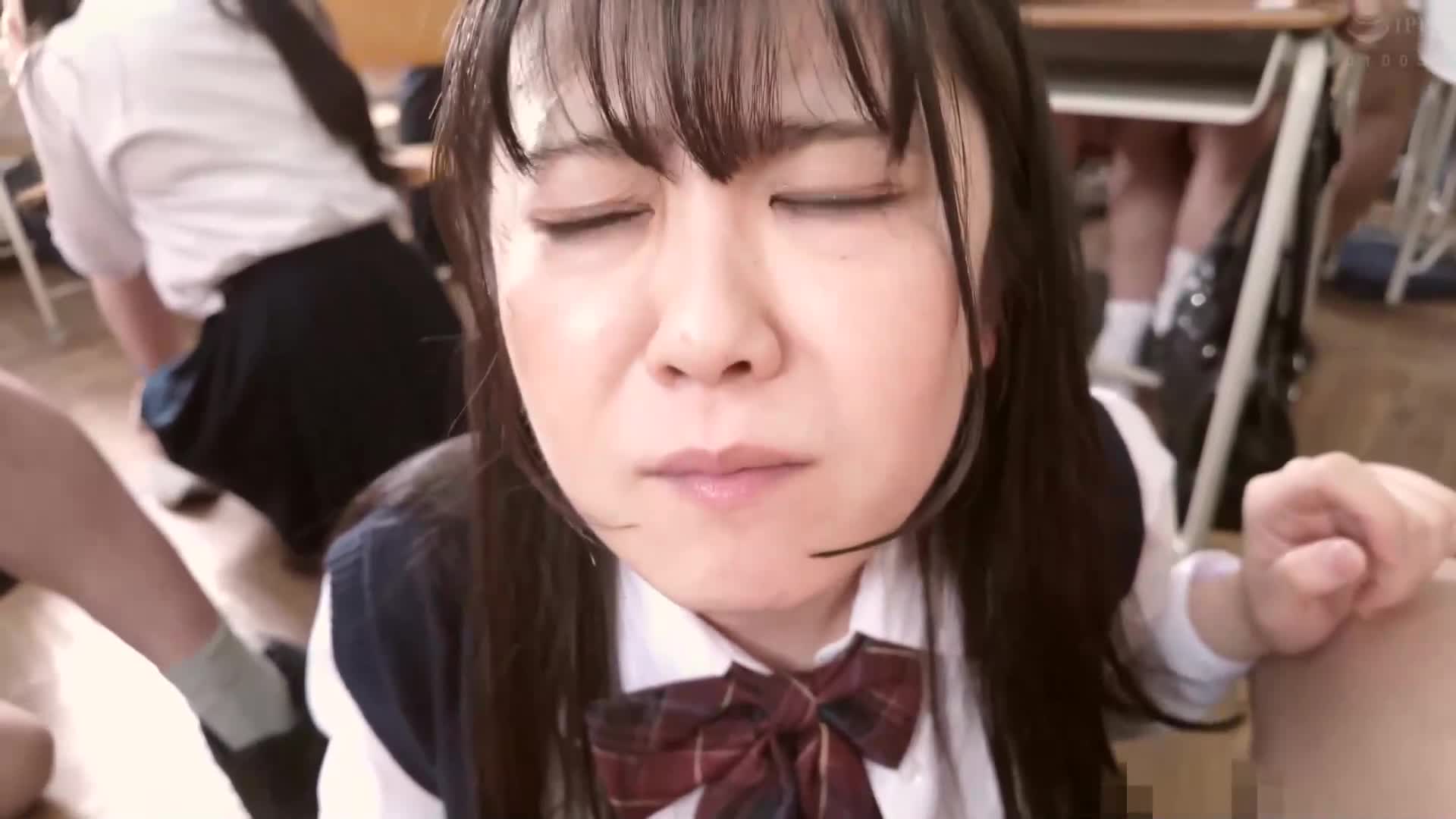 这所学校独有的传统活动！那就是处男处女毕业典礼！学生必须在未经历性行为的情况下才能升学或就业！此外，作为性教育的一部分，老师还会指导有经验的人进行性行为！当毕业典礼开始时，教室内男女生热烈交织在一起！汗水和精液四处飞溅，学生们... - AV大平台-中文字幕,成人影片,AV,国产,线上看
