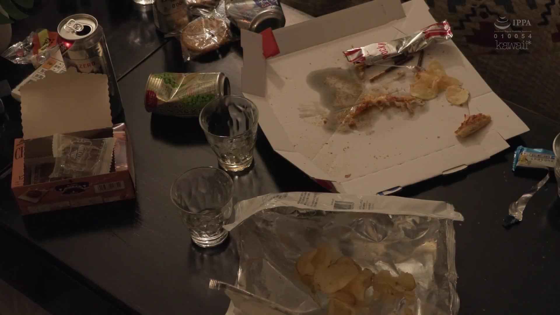 我是夏天的所有物嗎？即使知道你不會屬於我的，我卻被你控制著。不只是在孤獨時方便地需求身體的朋友，我願意犧牲一切去追求不會消失的青春刺青，你是我超越朋友但未到戀人的存在，日向夏 - AV大平台 - 中文字幕，成人影片，AV，國產，線上看