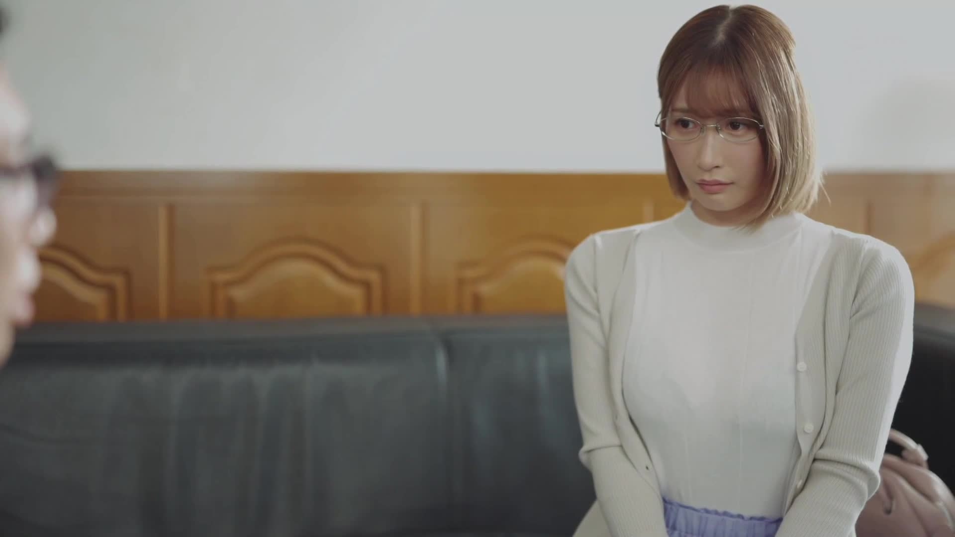 新任的老师在夏天的一天立刻对我的阴茎产生了兴趣。美园和花 - AV大平台-中文字幕,成人影片,AV,国产,线上看