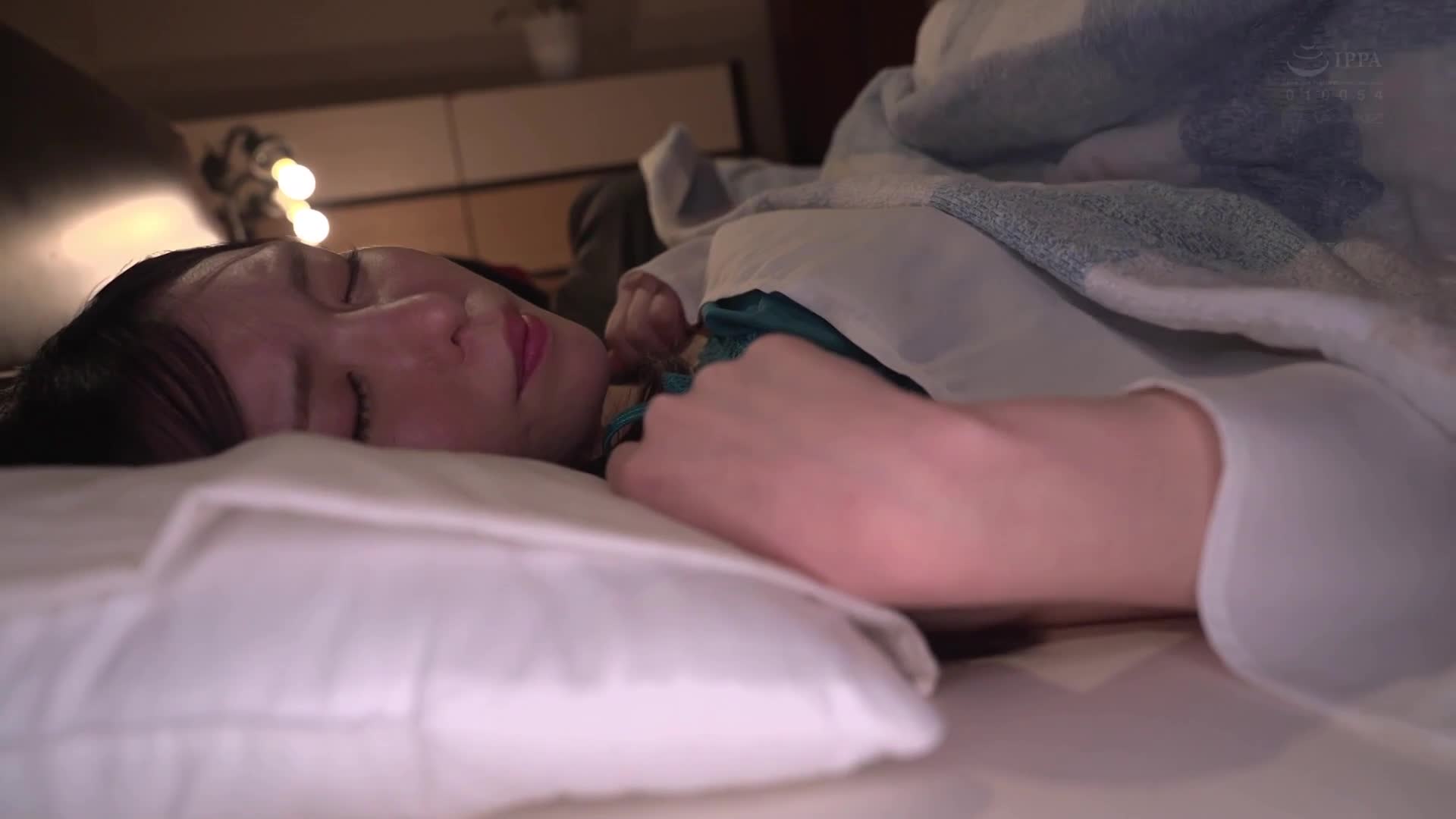 被討厭的繼父侵犯了我...黑島玲衣 - AV大平台 - 中文字幕，成人影片，AV，國產，線上看