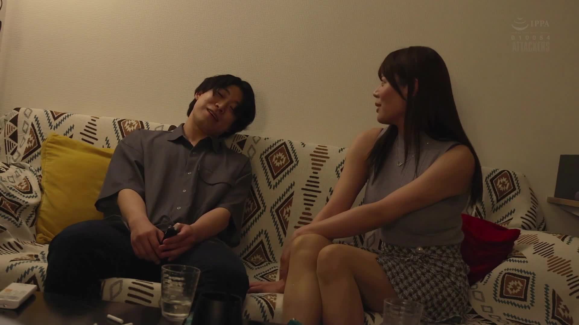 在我失戀時，一位人妻在我打工的地方包容並治癒了我，我們交織著肉體，直到我忘記了一切，這是成年人的慰藉。都月琉衣紗 - AV大平台 - 中文字幕，成人影片，AV，國產，線上看