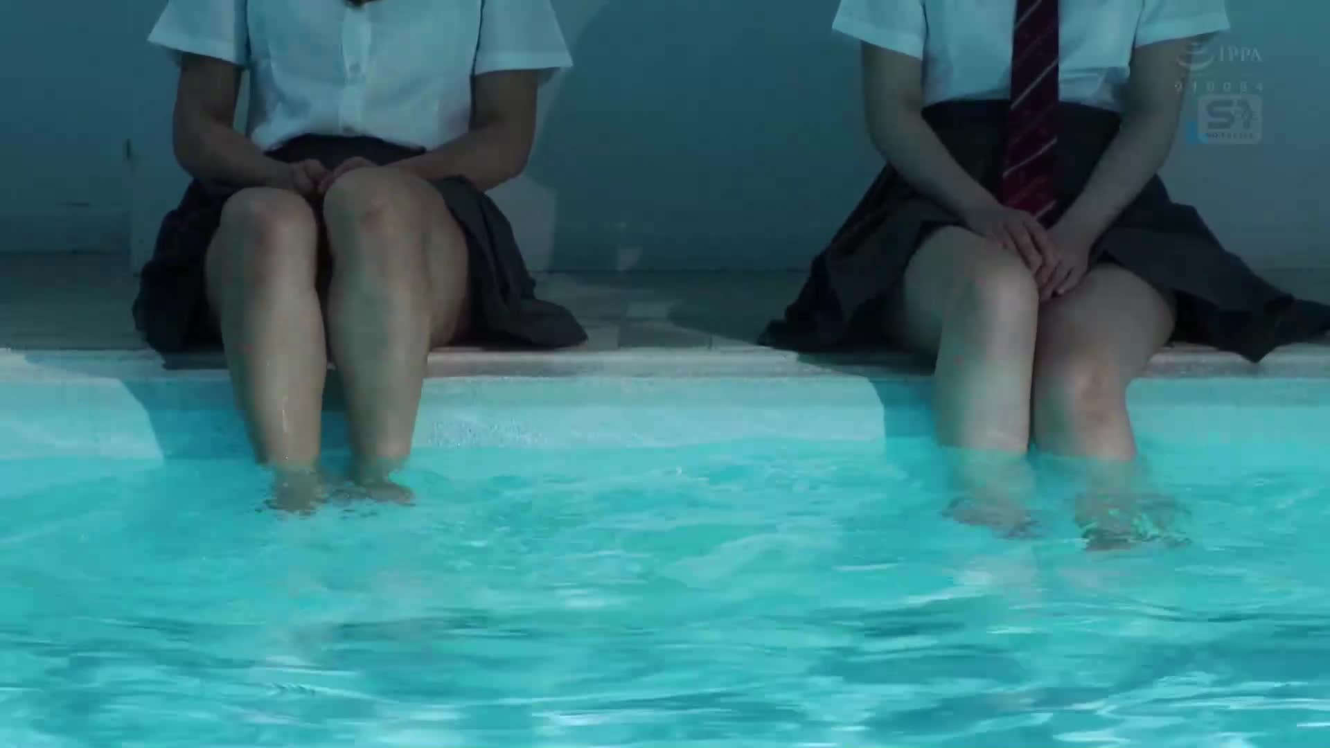 An adolescent who skipped summer classes and immersed himself in an immoral threesome with his girlfriend&#039;s two best friends during the day that would melt your penis. - AV大平台-Chinese Subtitles, Adult Films, AV, China, Online Streaming