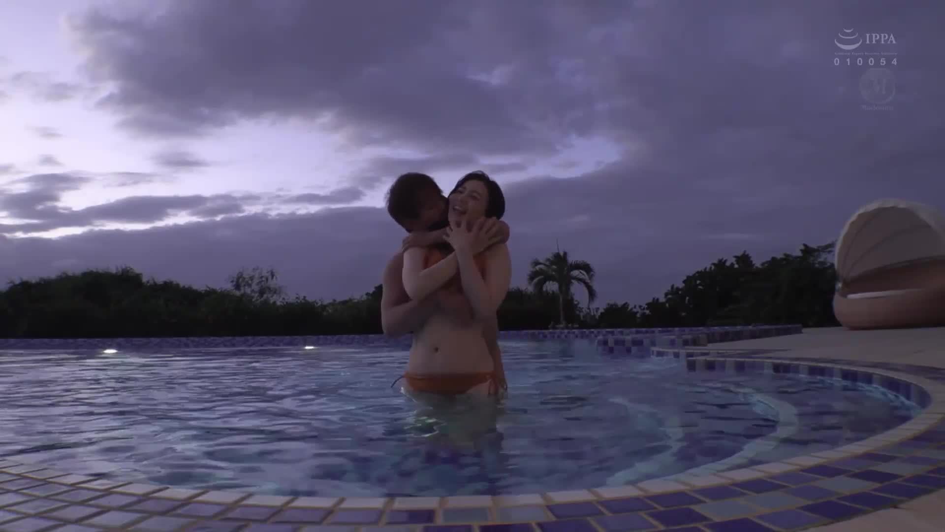 [VIP會員點播][AI解碼版]慶祝出道四周年，露骨的真實面貌---。充滿慾望的不倫之島 將木下凜凜子置身裸體的一夜兩天激烈中出旅行。 - AV大平台 - 中文字幕，成人影片，AV，國產，線上看