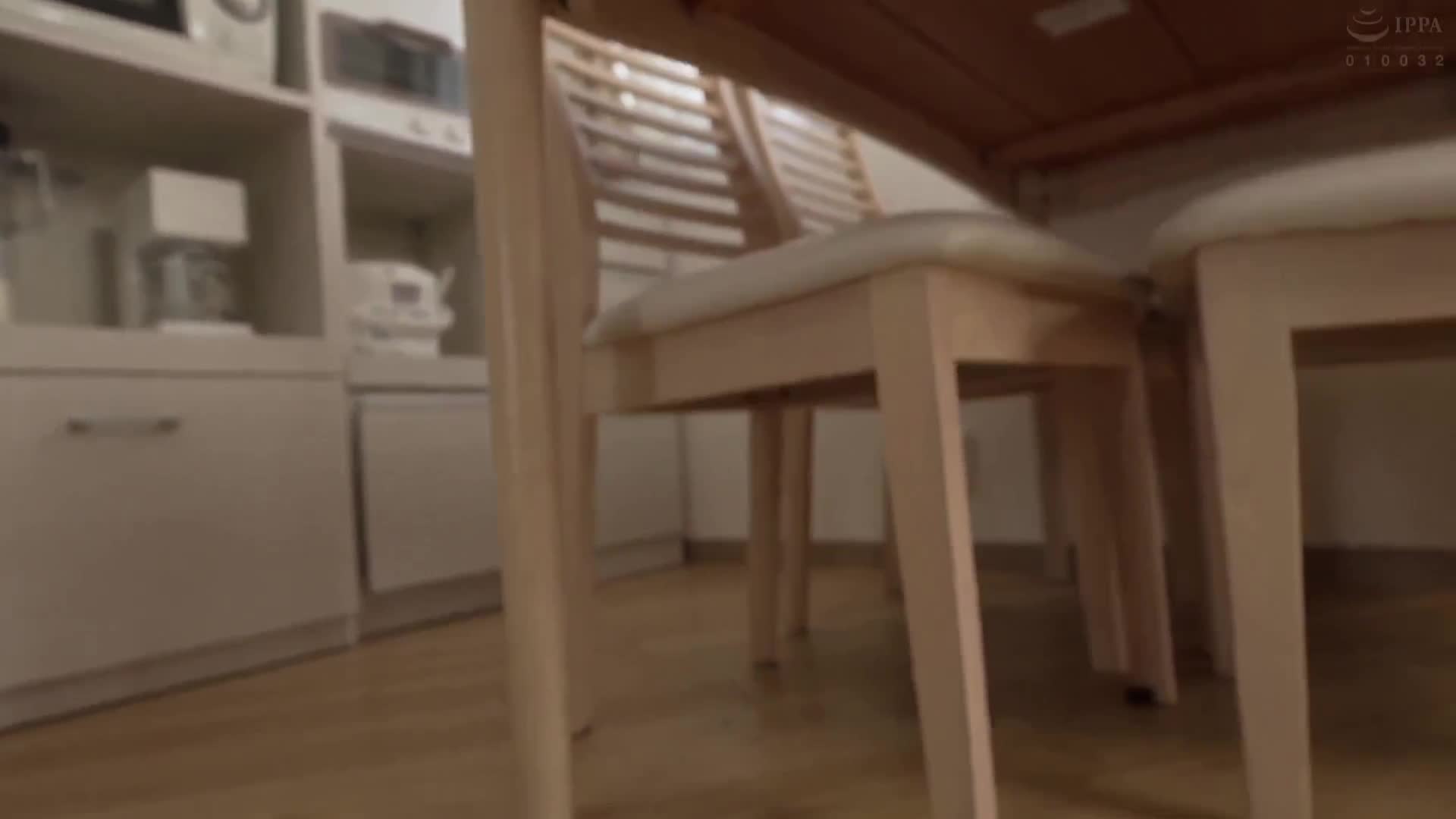 嘩，你還要繼續嗎？你打算射幾次在我裡面？我受不了了！射得太過頭，我都要瘋了！處男的絕倫少年追逐繼母，進行超快速的抽插，與10名女孩一同出演的4小時最佳豪華合輯。 - AV大平台 - 中文字幕，成人影片，AV，國產，線上看