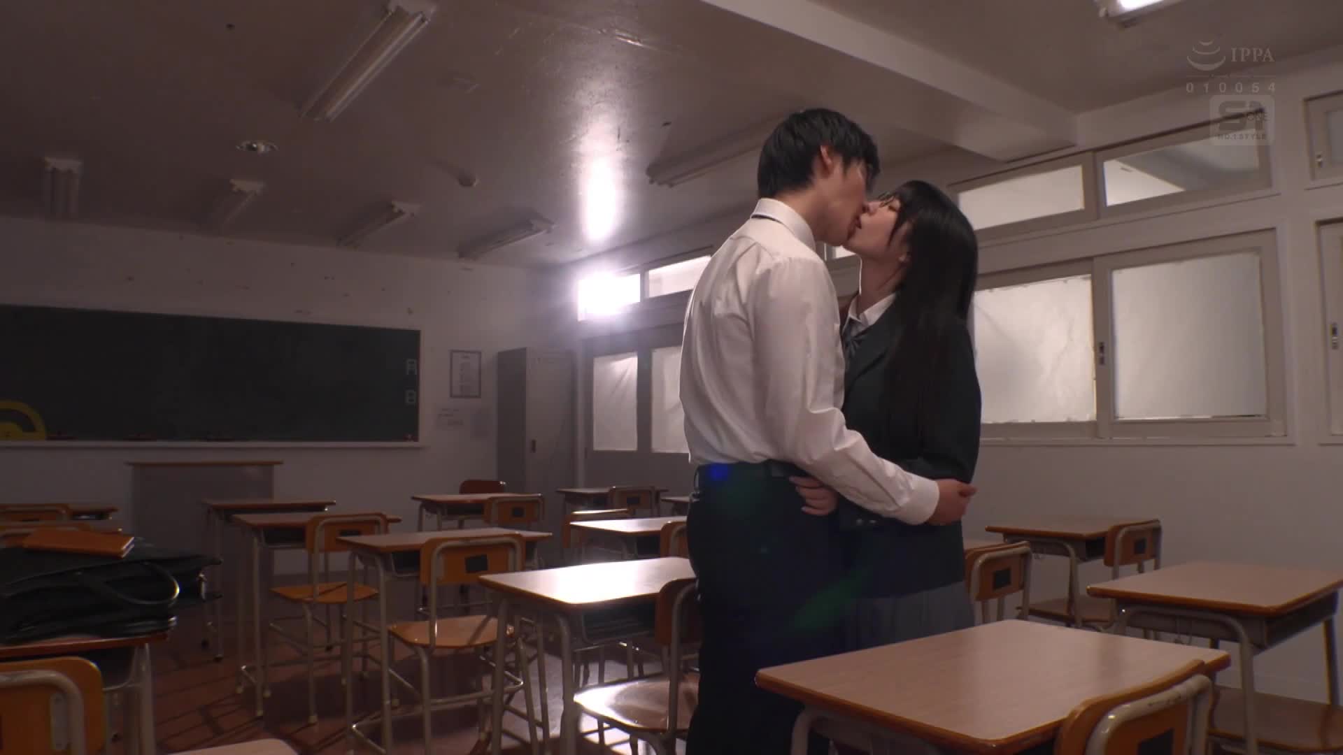 [AI解碼版]當與一位看似清純的文學女孩獨處時，卻被她的色情妄想所吸引…在耳邊聽著淫蕩的言語，強烈地勃起並被誘惑。淺野心 - AV大平台 - 中文字幕，成人影片，AV，國產，線上看