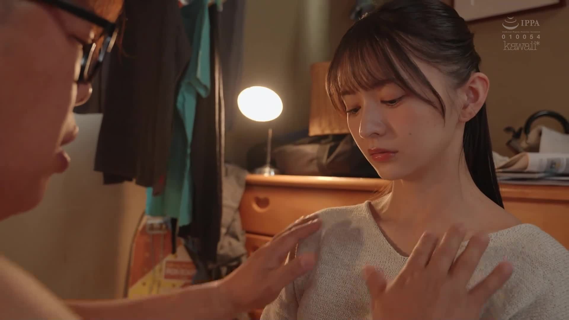 這位冷淡的鄰居女大學生在走廊上無禮地展示內褲…你感到興奮了嗎？ 幸村泉希 - AV大平台 - 中文字幕，成人影片，AV，國產，線上看