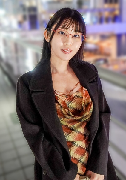 SIRO-5665負面眼鏡女子太過色情！認為自己不受歡迎的消極發言女孩，被執著地挑逗敏感乳頭，用動漫聲音不斷高潮！一開始還有些避忌親吻，但隨著感官的刺激，漸漸變得越來越色情！最後更是主動伸出舌頭求欲，變得極度色情並高潮！【初拍】在網上投稿AV→AV體驗拍攝 2544 - AV大平台 - 中文字幕，成人影片，AV，國產，線上看