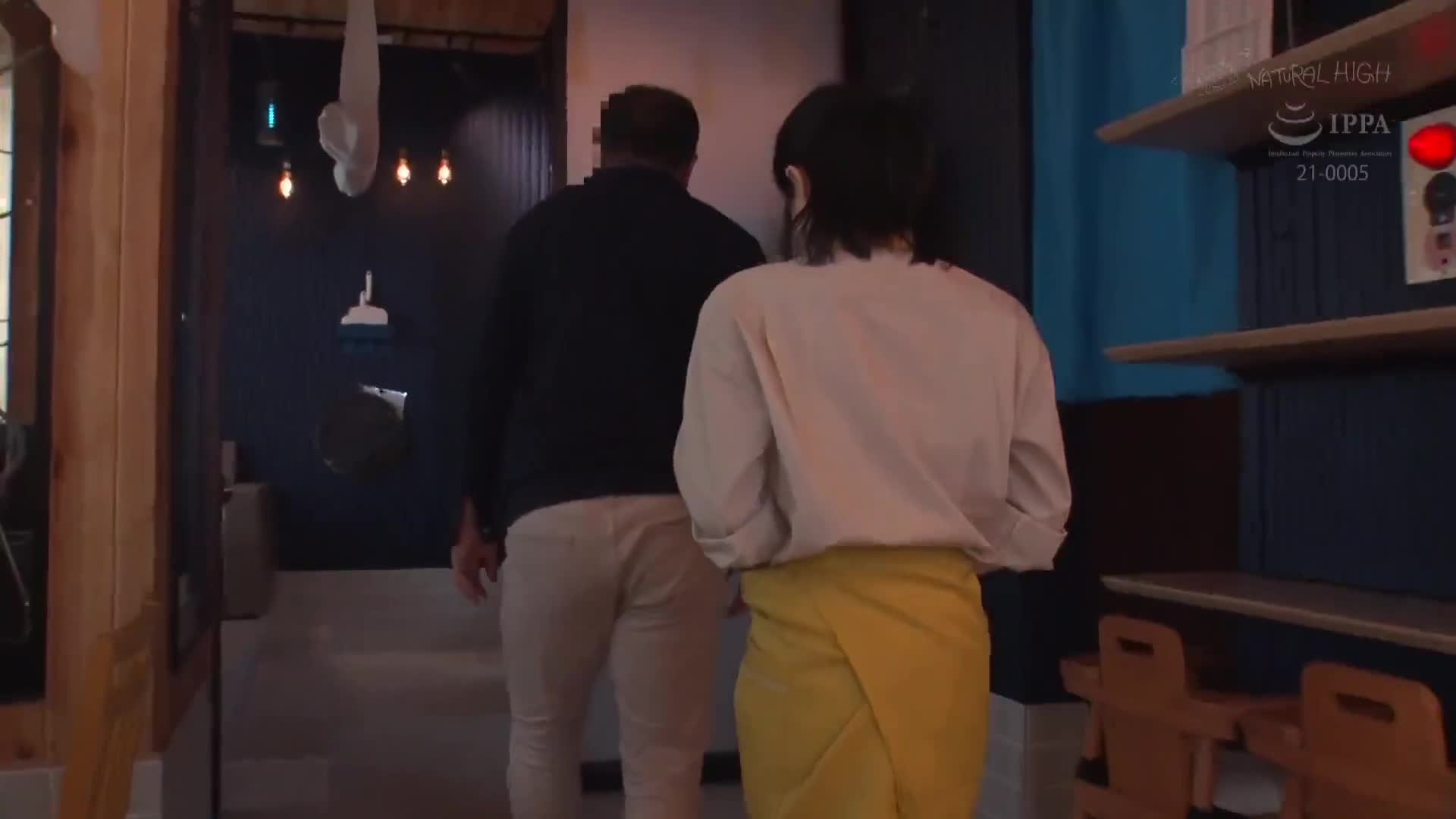 咖啡店女孩鏈條羞恥9 - 在營業中的店內墜入高潮的順從店員被利用的串連計畫 - AV大平台 - 中文字幕，成人影片，AV，國產，線上看