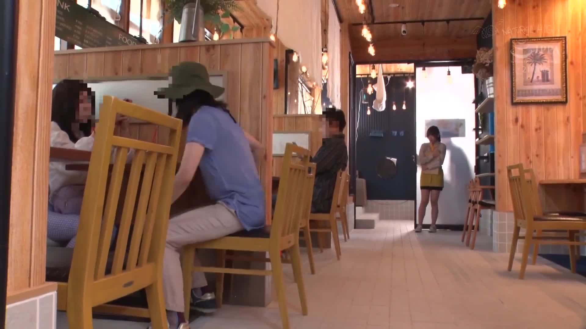 咖啡店女孩鏈條羞恥9 - 在營業中的店內墜入高潮的順從店員被利用的串連計畫 - AV大平台 - 中文字幕，成人影片，AV，國產，線上看