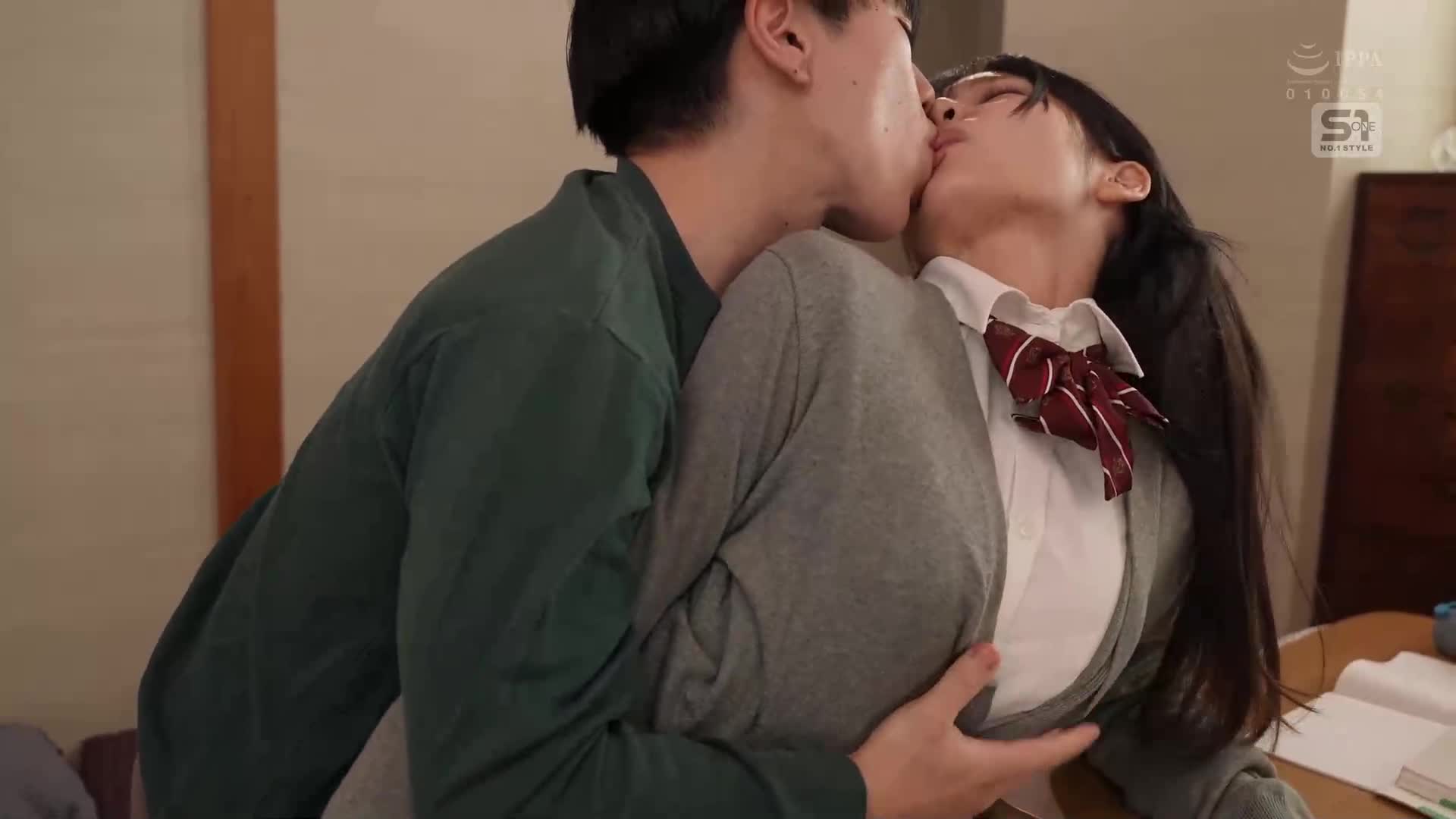 [AI解碼版]想趁妹妹不小心露底照跳進去。可愛的繼妹和我年末年始的故事- 初美菜乃花 - AV大平台 - 中文字幕，成人影片，AV，國產，線上看