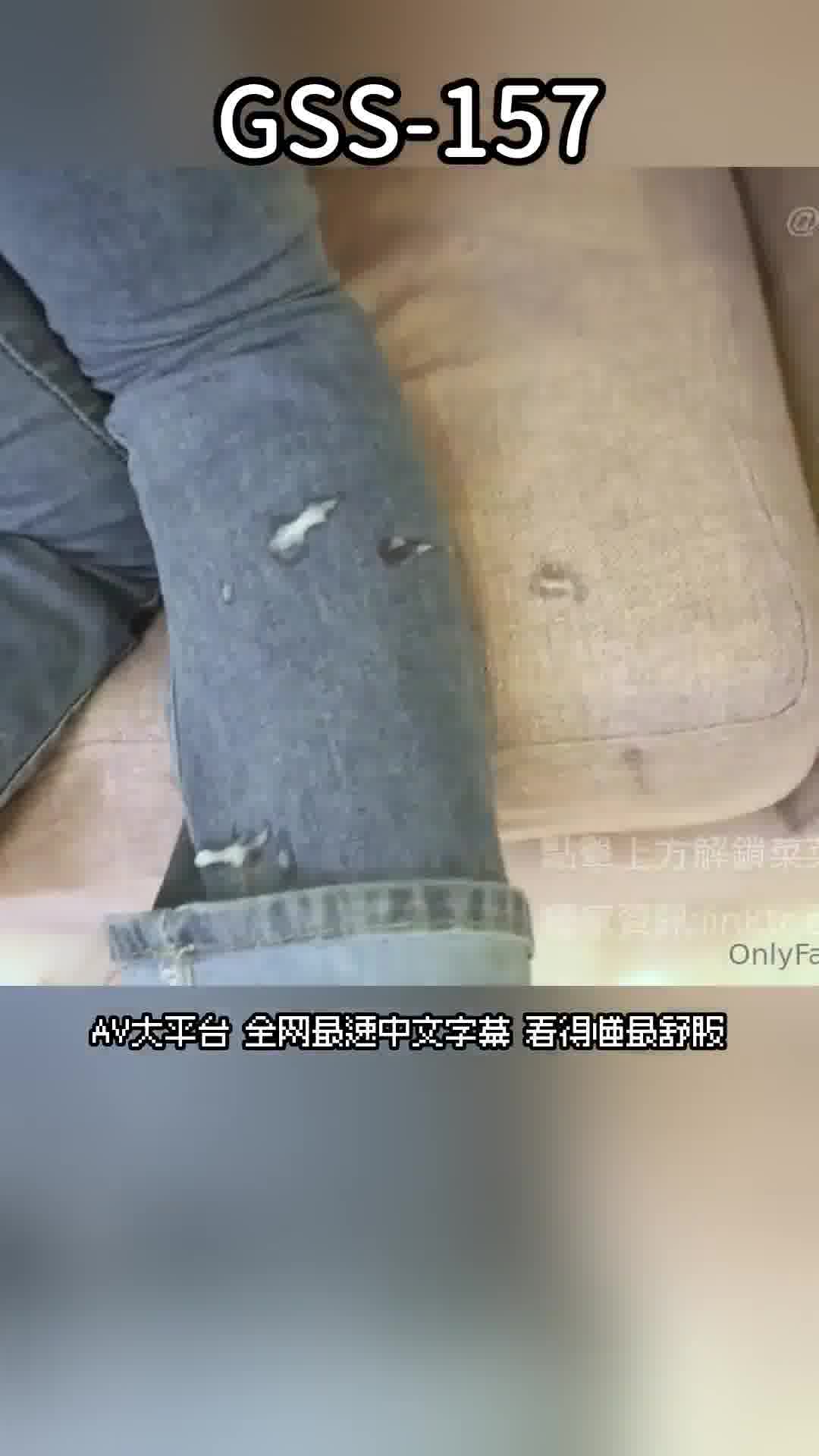 GSS-157The slutty mature female classmate's mother, the stunningly beautiful slutty body of Cai Cai, Auntie's jade feet and tender hole let you ejaculate. Hashimoto Kana - AV大平台-Chinese Subtitles, Adult Films, AV, China, Online Streaming